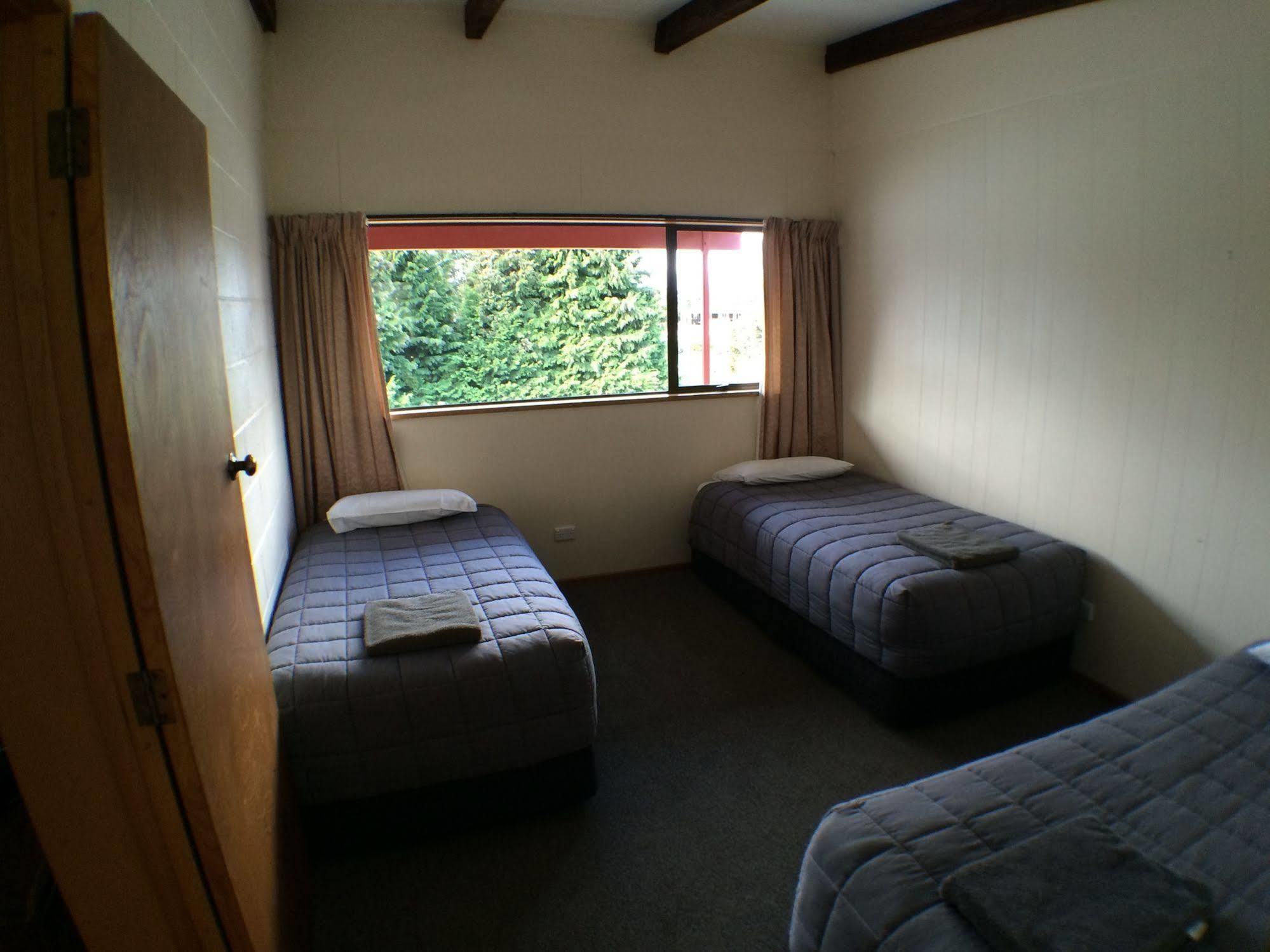 Mt Aspiring Holiday Park Wanaka Exterior photo