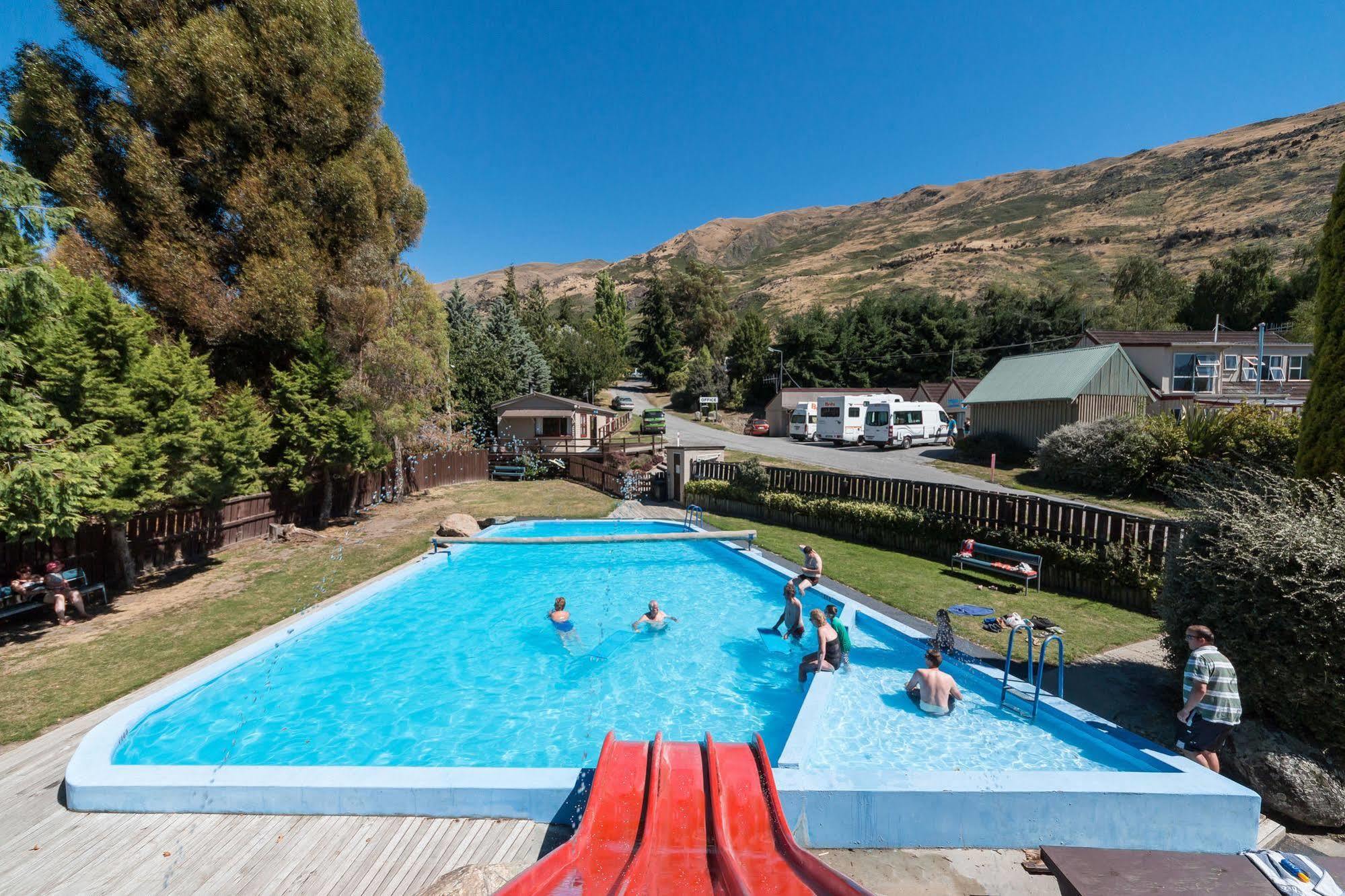 Mt Aspiring Holiday Park Wanaka Exterior photo